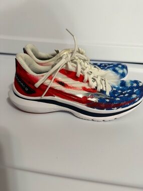 Saucony Kinvara 12 Sneaker Womens Sz 7 Stars & Stripes USA America Running Shoe